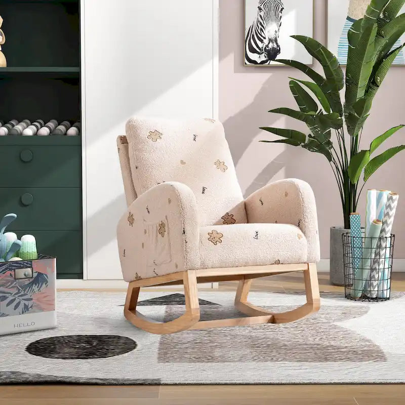 Fauteuil à bascule haut de dossier en tissu bouclé avec poches latérales
