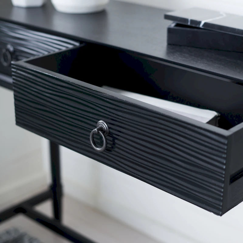 Console de style campagnard français avec 2 tiroirs et détails sculptés